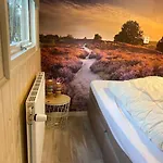 Knus Boschalet Met Veel Privacy Op De Veluwe