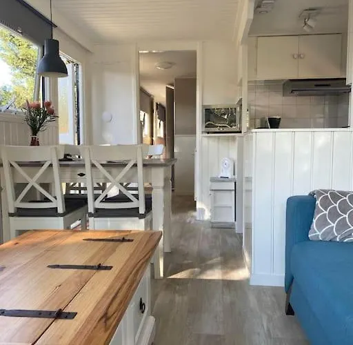 Knus Boschalet Met Veel Privacy Op De Veluwe شاليه *