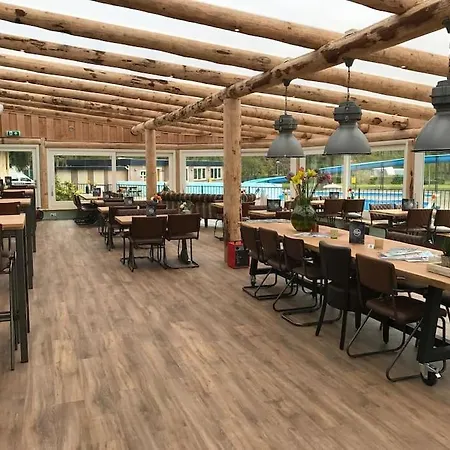 Knus Boschalet Met Veel Privacy Op De Veluwe Chalet Doornspijk